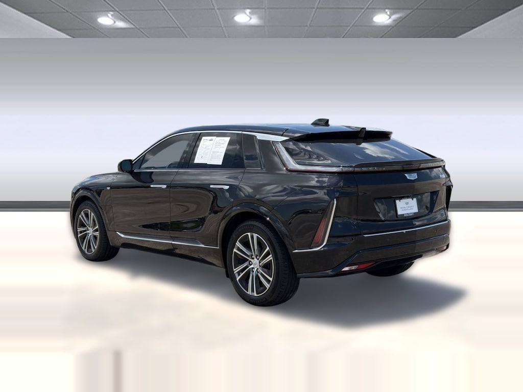 Used 2024 CADILLAC LYRIQ Luxury 1 SUV