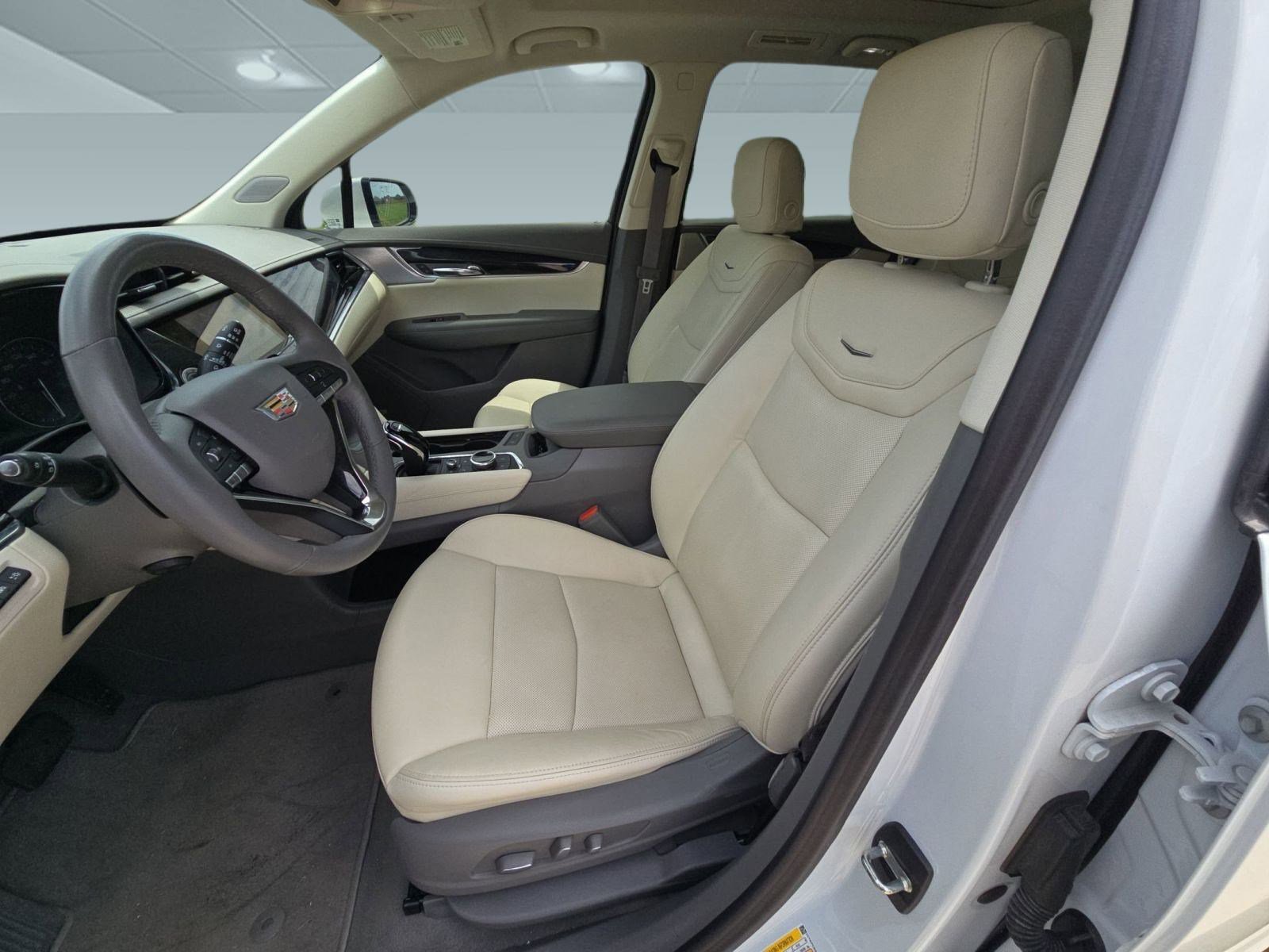 2023 Cadillac XT6 Premium Luxury photo 4