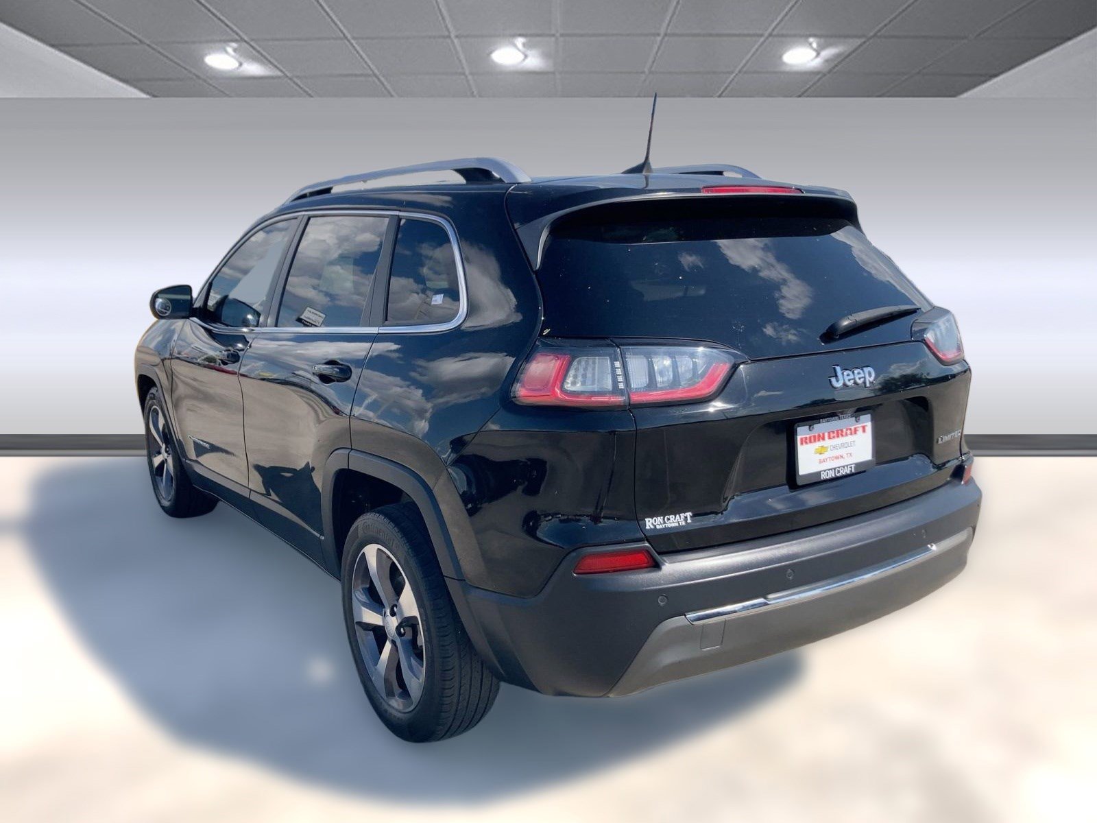 2019 Jeep Cherokee Limited photo 3