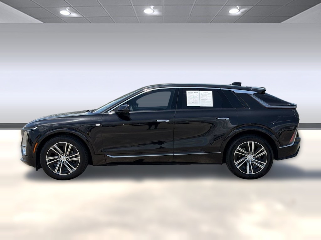 Used 2024 CADILLAC LYRIQ Luxury 1 SUV