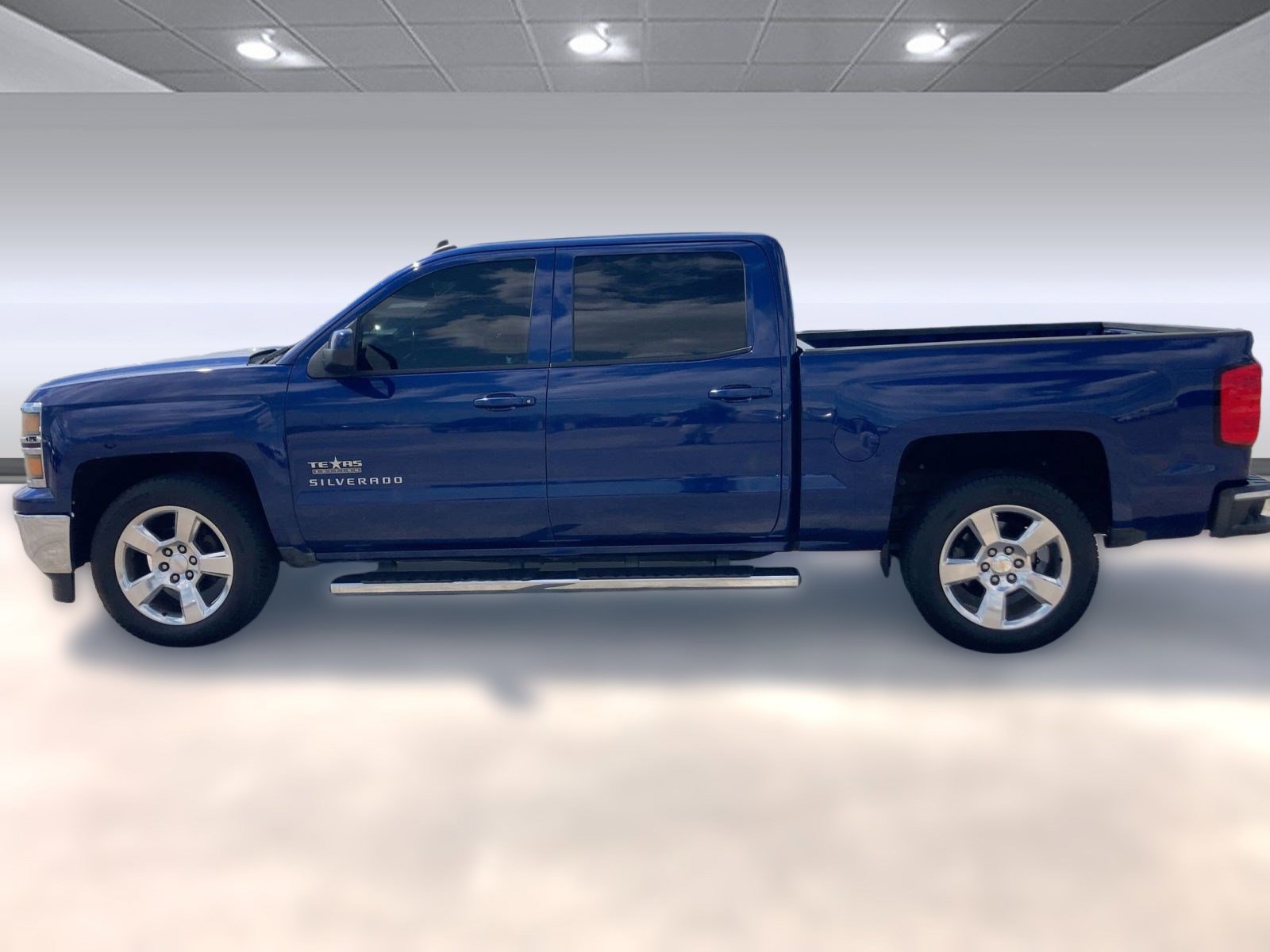 2014 Chevrolet Silverado 1500 LT photo 2