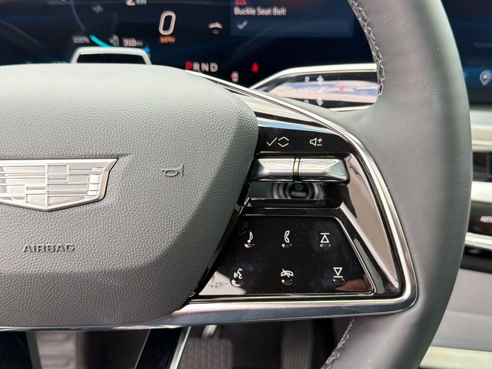 2025 Cadillac LYRIQ Luxury 2 - Photo 26