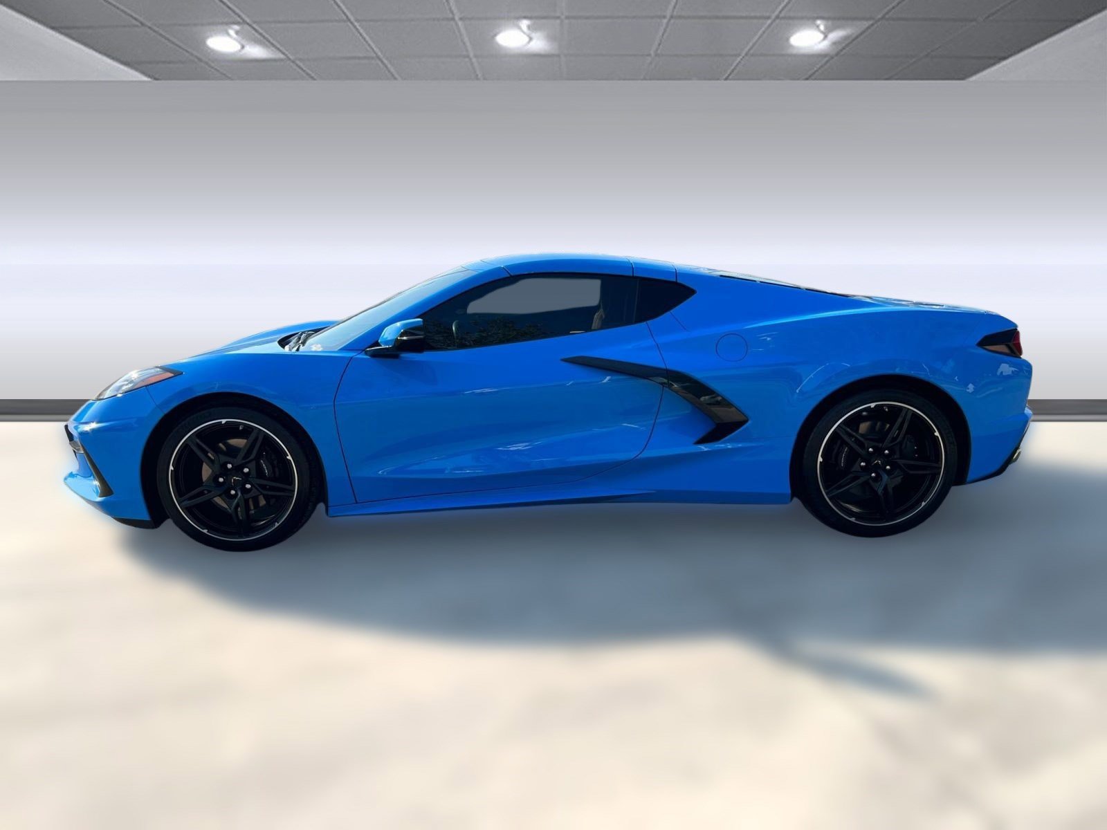 2021 Chevrolet Corvette Stingray 2LT photo 2