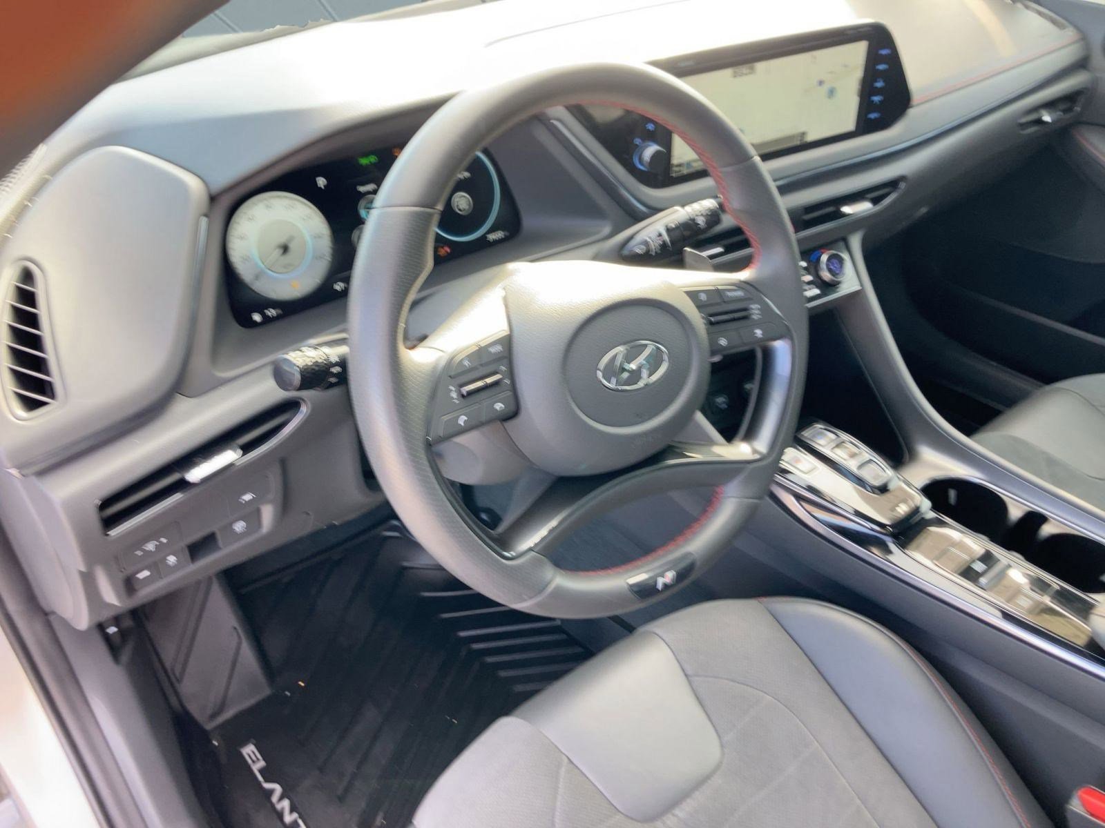 2022 Hyundai Sonata N Line photo 4