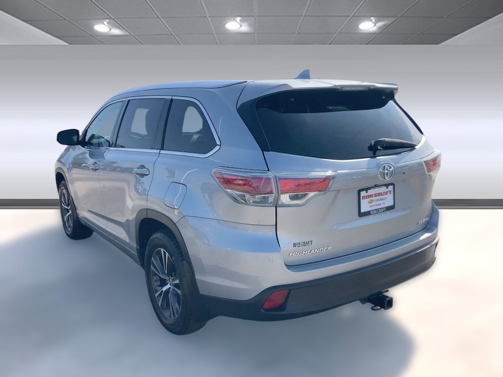 Used 2016 Toyota Highlander XLE