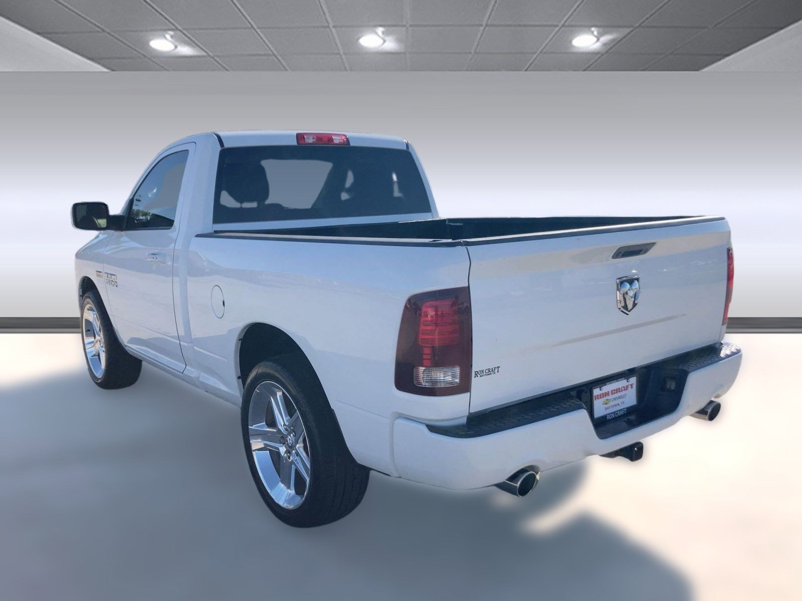 2016 Ram 1500 Sport photo 3