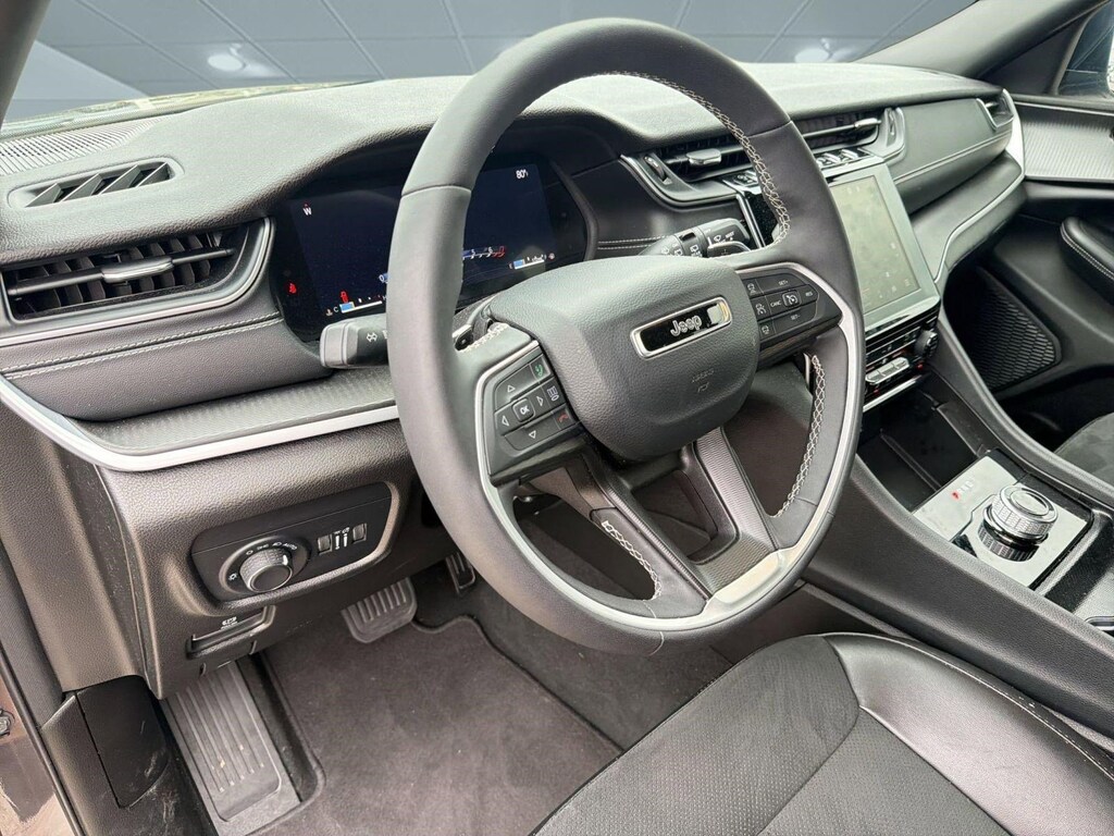 Used 2024 Jeep Grand Cherokee Altitude X 4x2 SUV