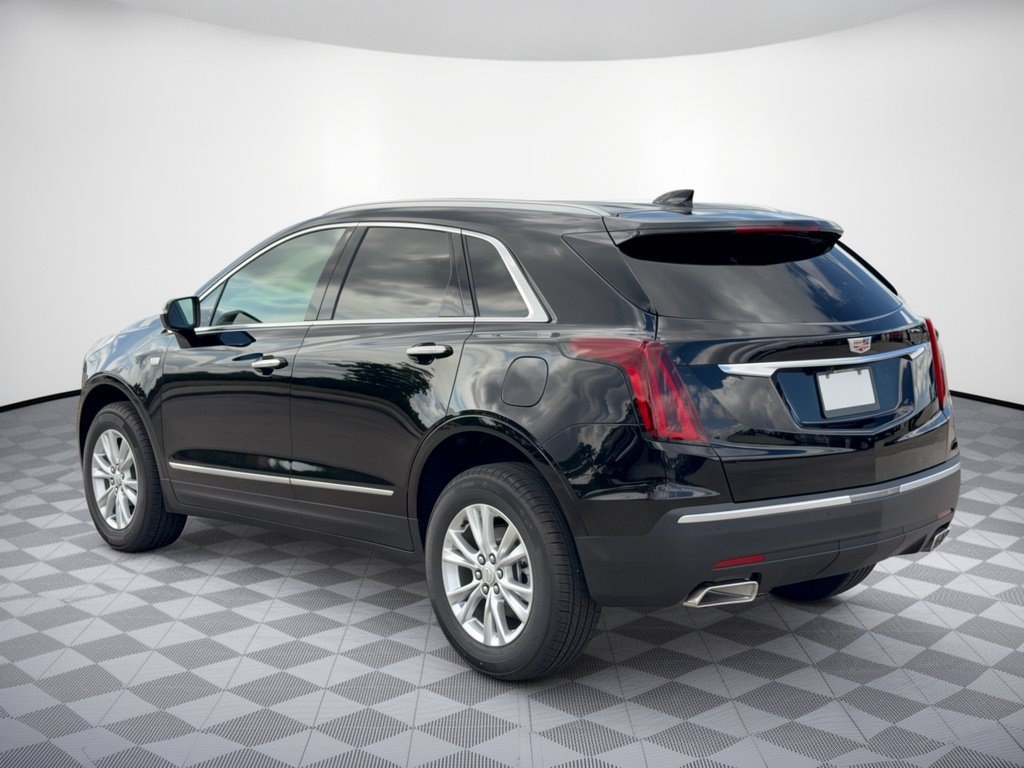 New 2026 CADILLAC XT5 Luxury SUV