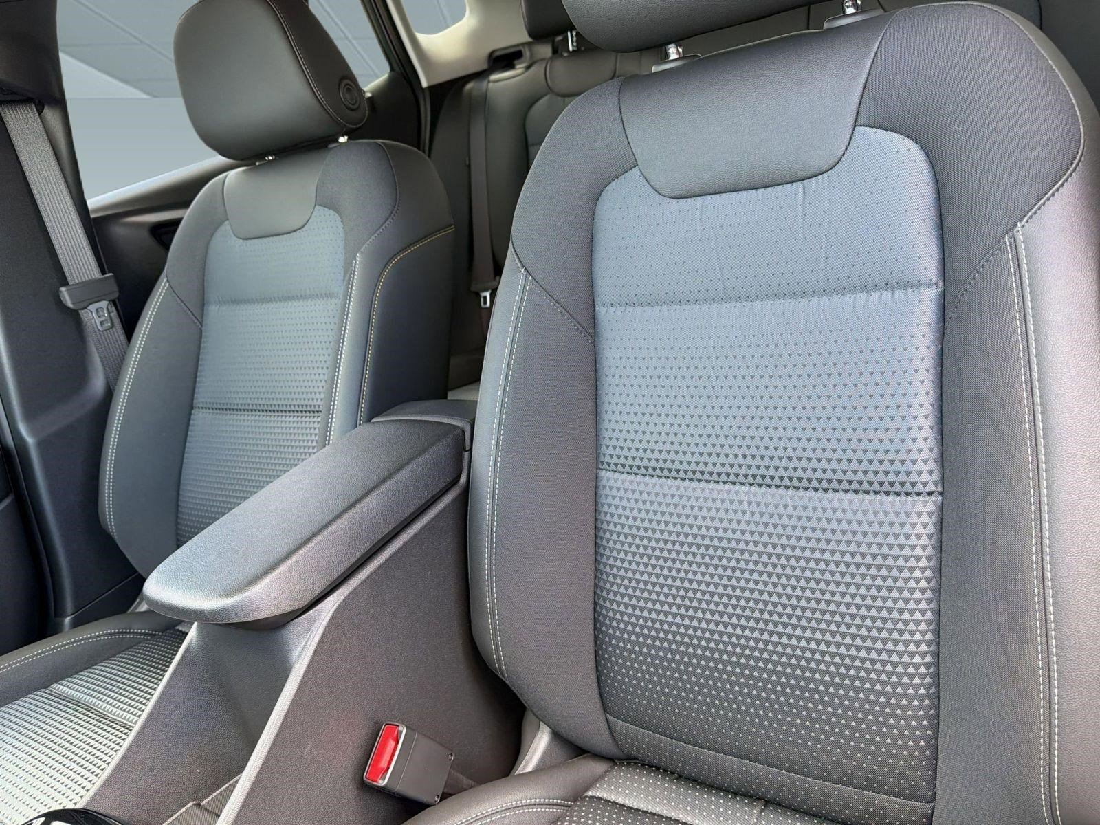 2026 Chevrolet Trax LT - Photo 24