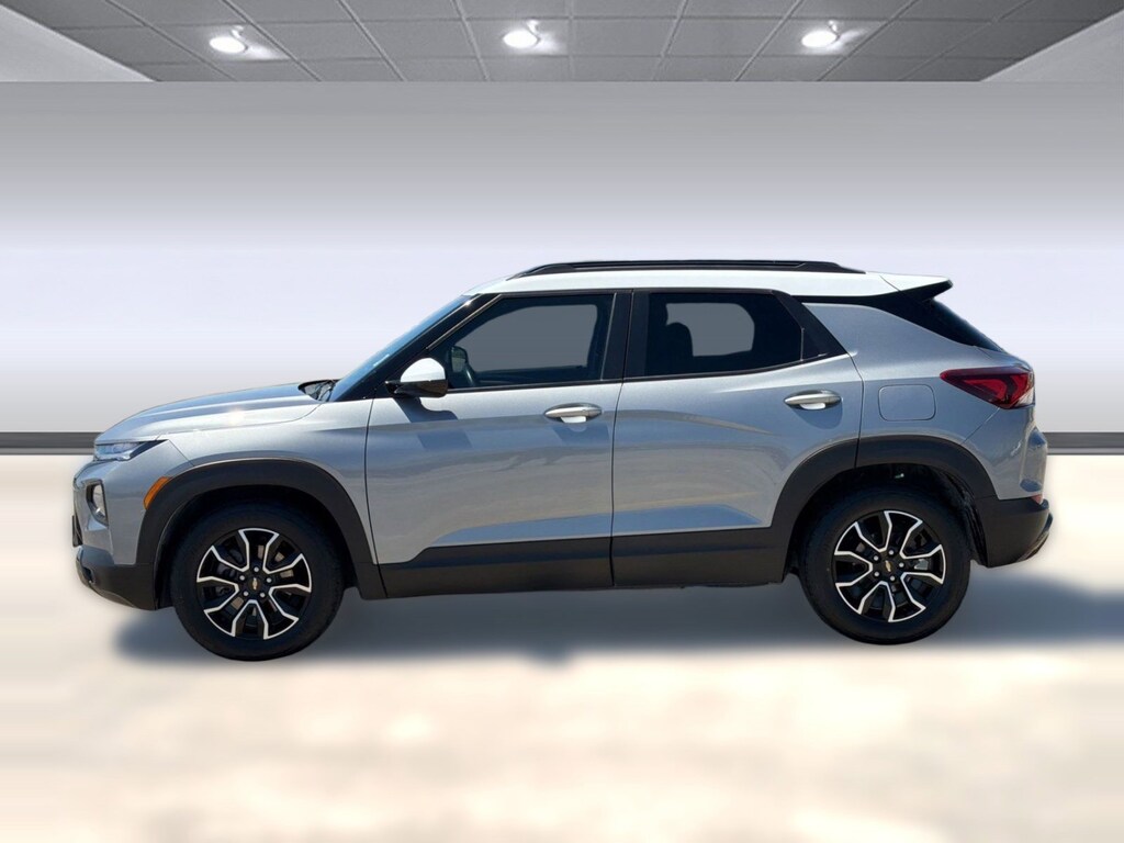 Used 2023 Chevrolet Trailblazer Activ SUV