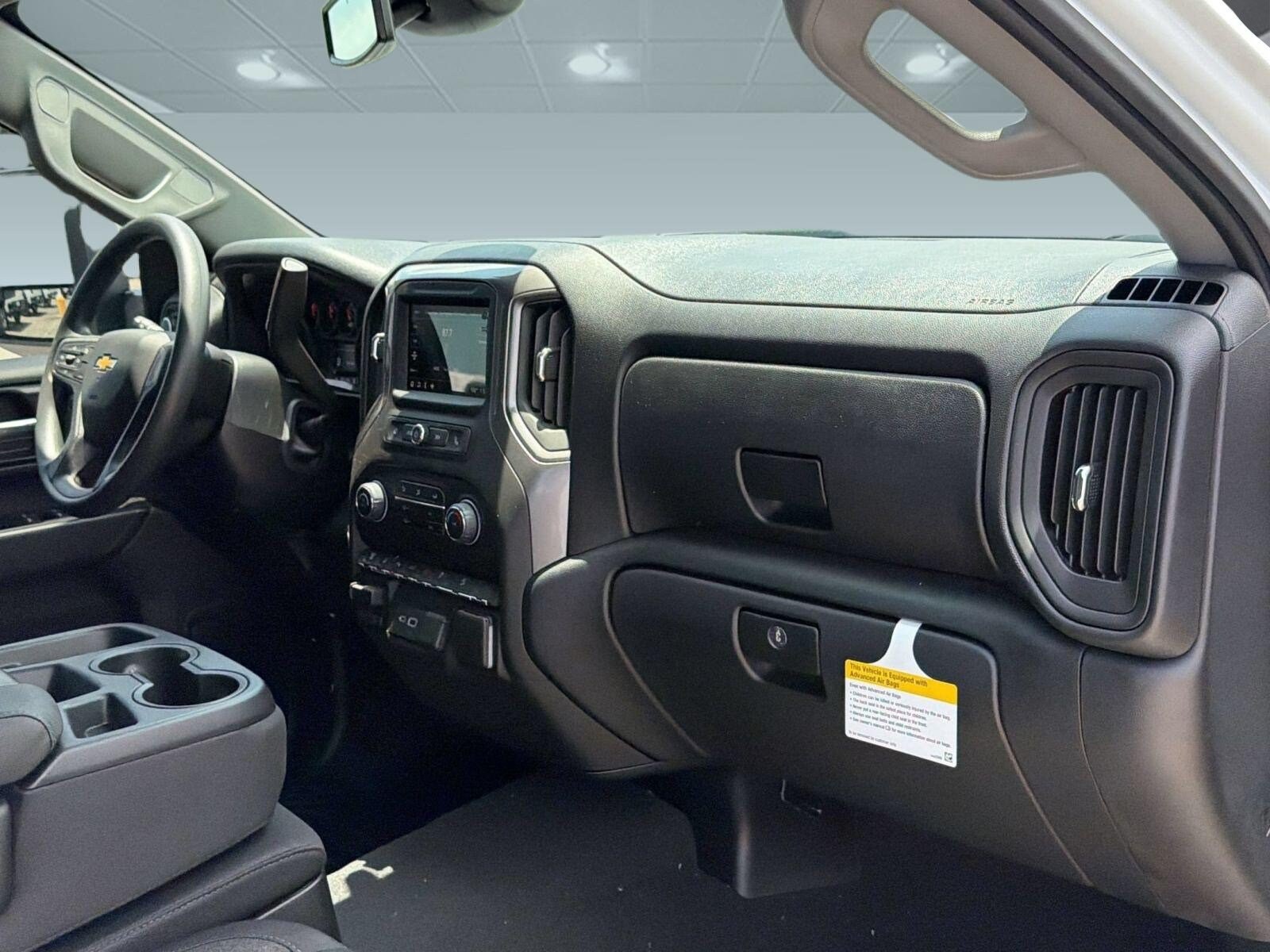 2026 Chevrolet Silverado 2500 HD Custom - Photo 30