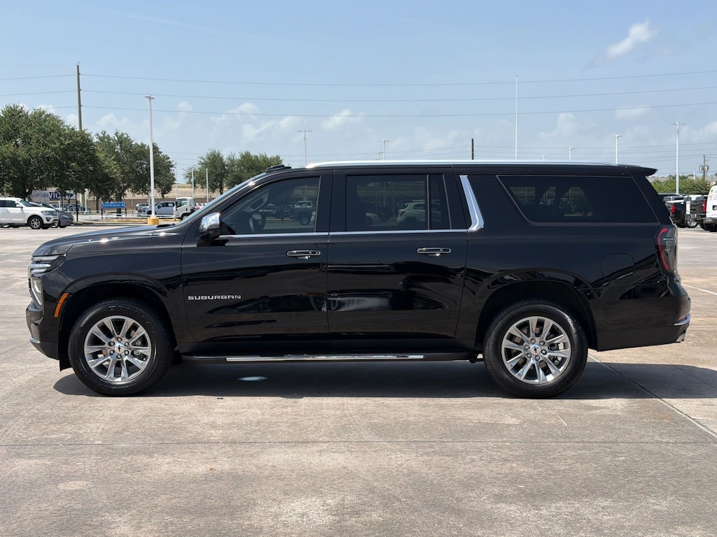 Used 2025 Chevrolet Suburban Premier SUV