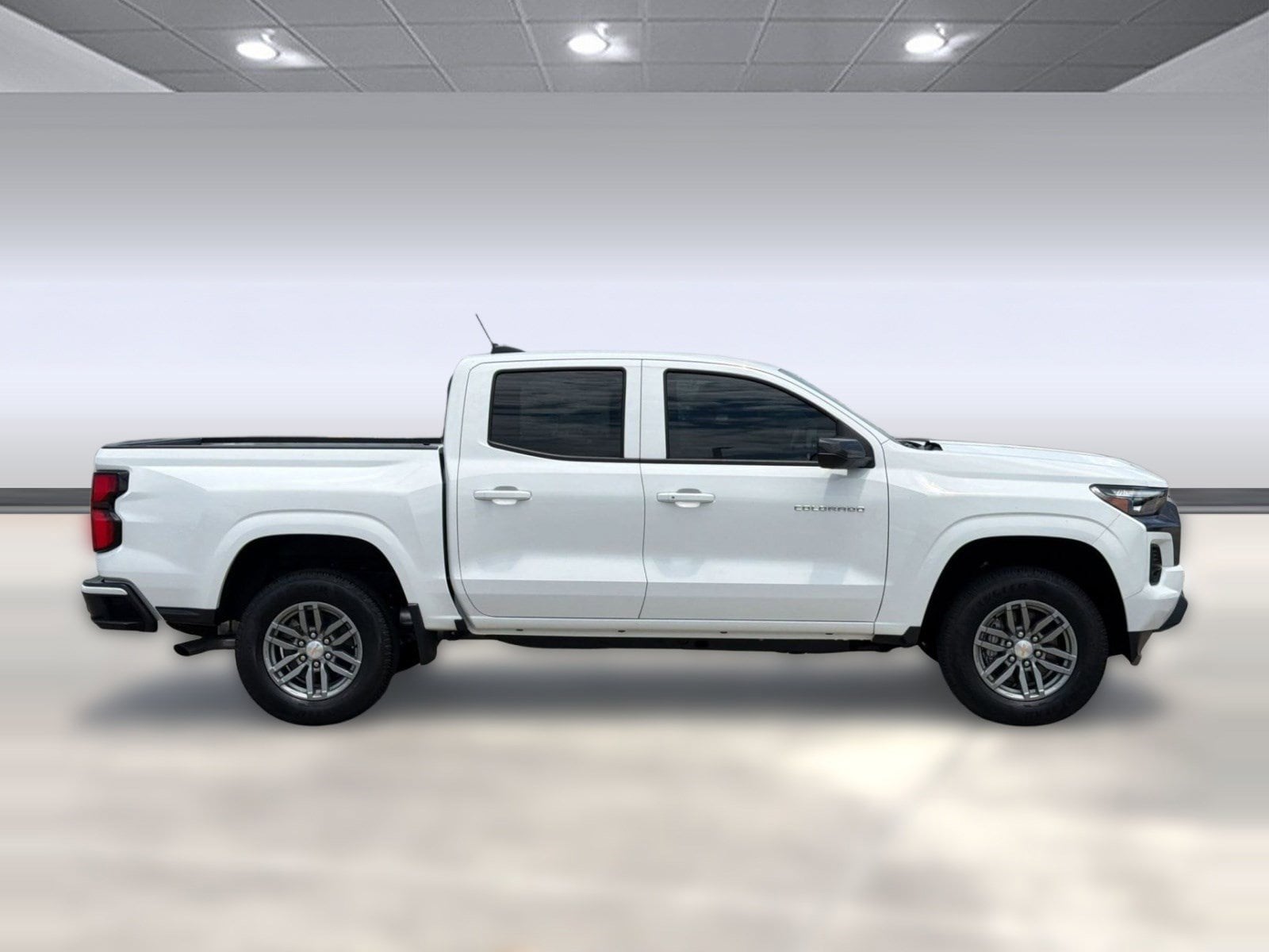 2026 Chevrolet Colorado LT - Photo 8