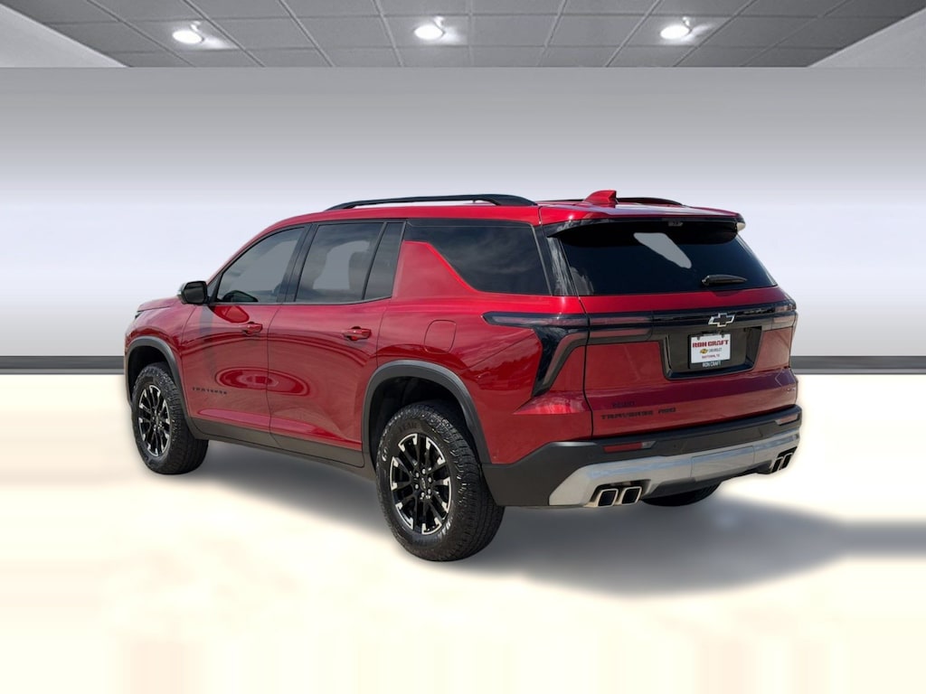 Used 2024 Chevrolet Traverse Z71 SUV