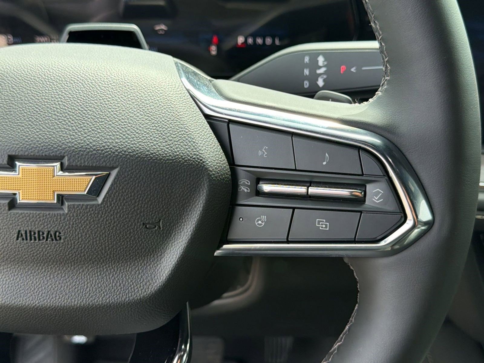2025 Chevrolet Suburban Premier - Photo 23