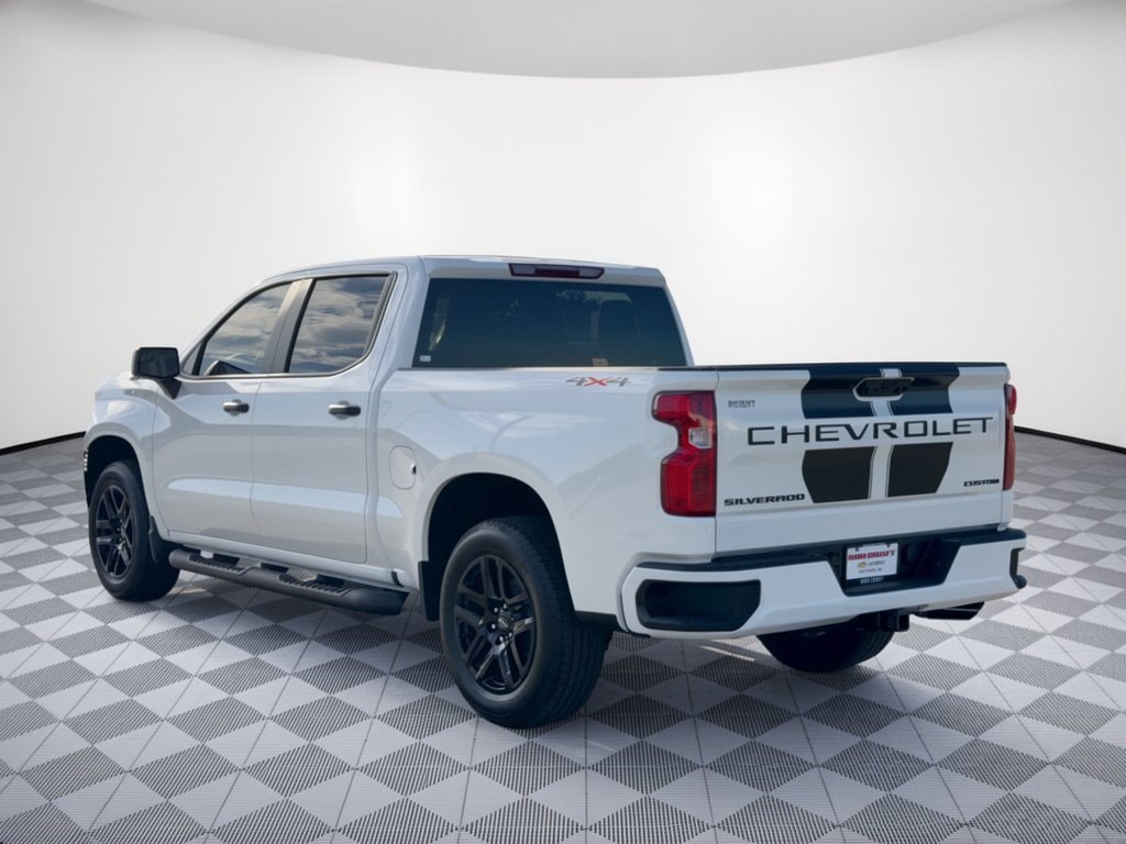 2026 Chevrolet Silverado 1500 Custom - Photo 3