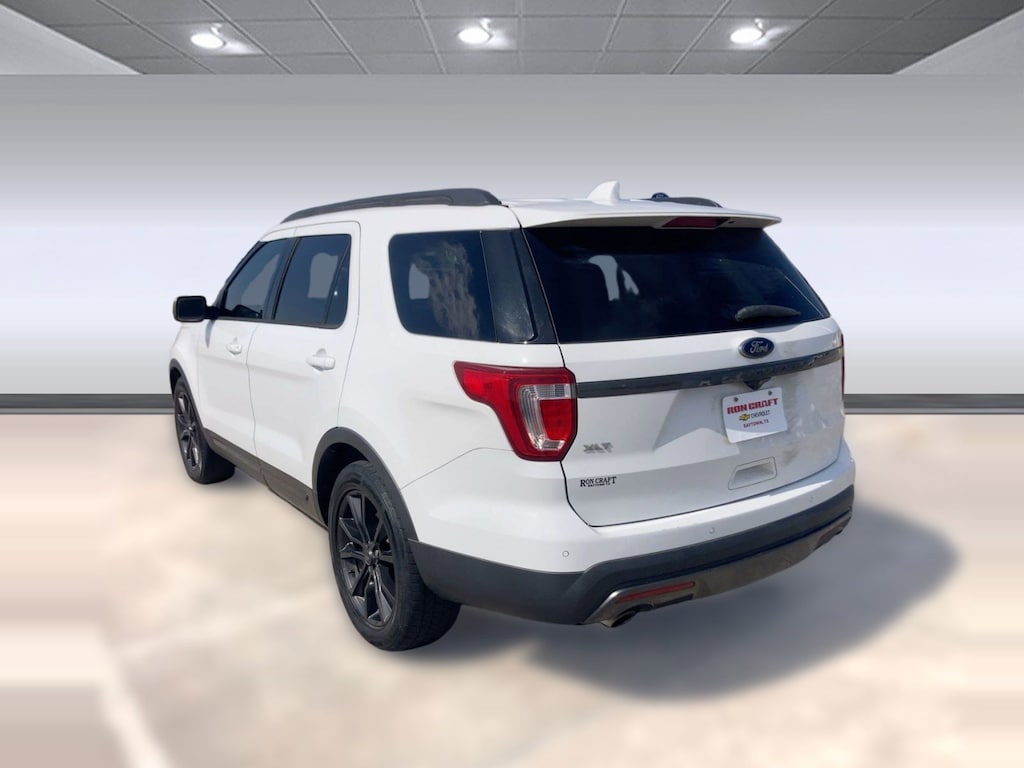 Used 2017 Ford Explorer XLT SUV