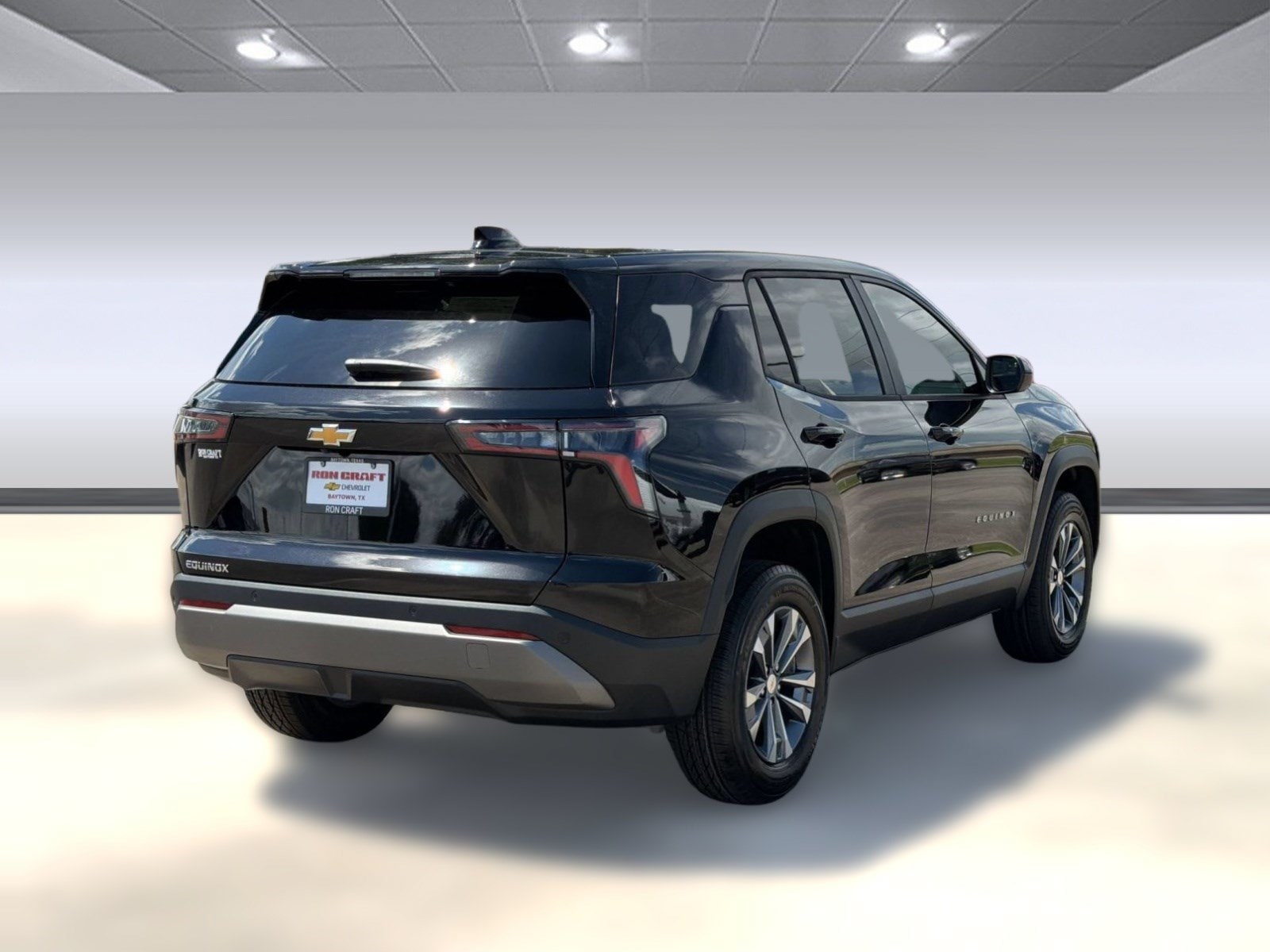 2027 Chevrolet Equinox LT - Photo 9