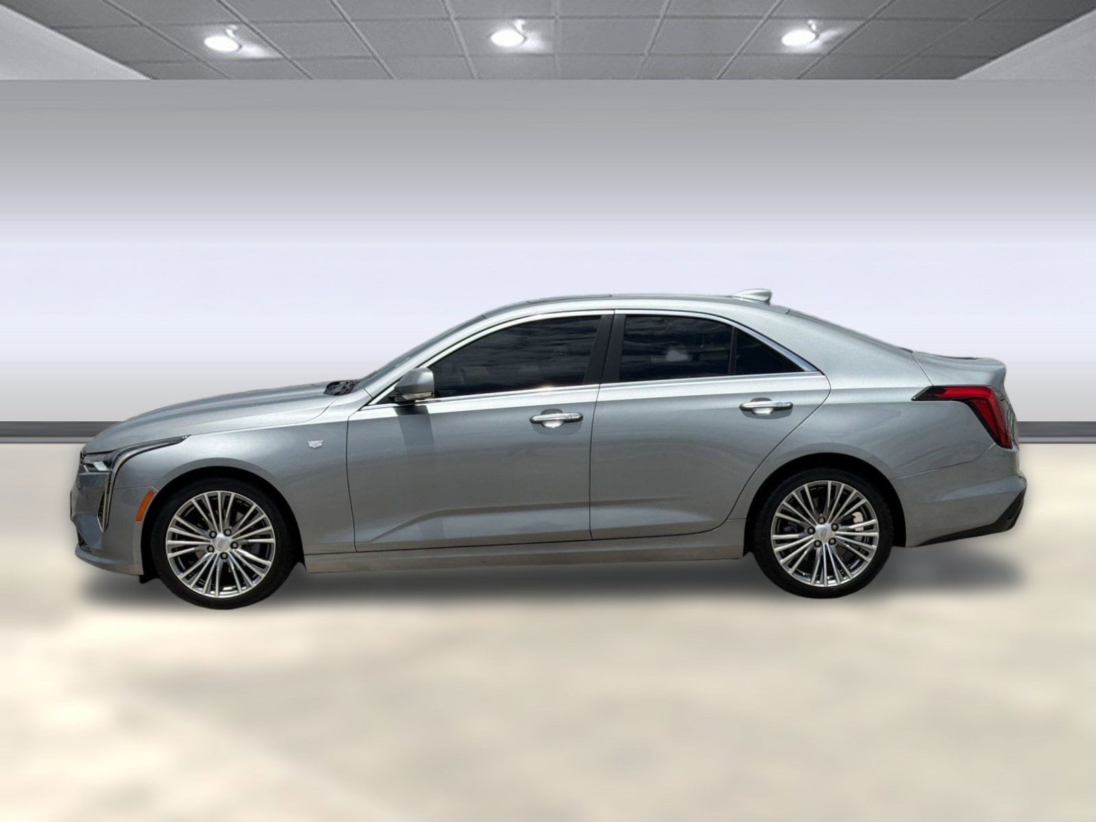 1G6DB5RK8S0116680
