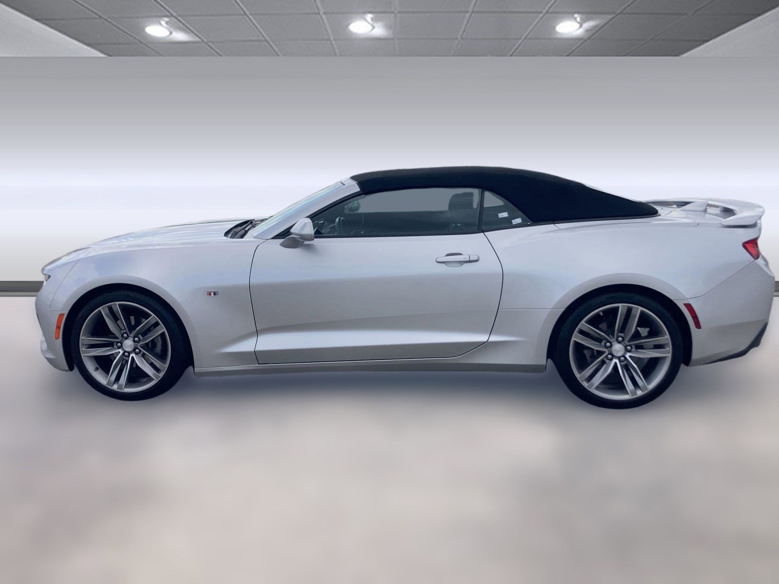 2017 Chevrolet Camaro 1LT photo 2