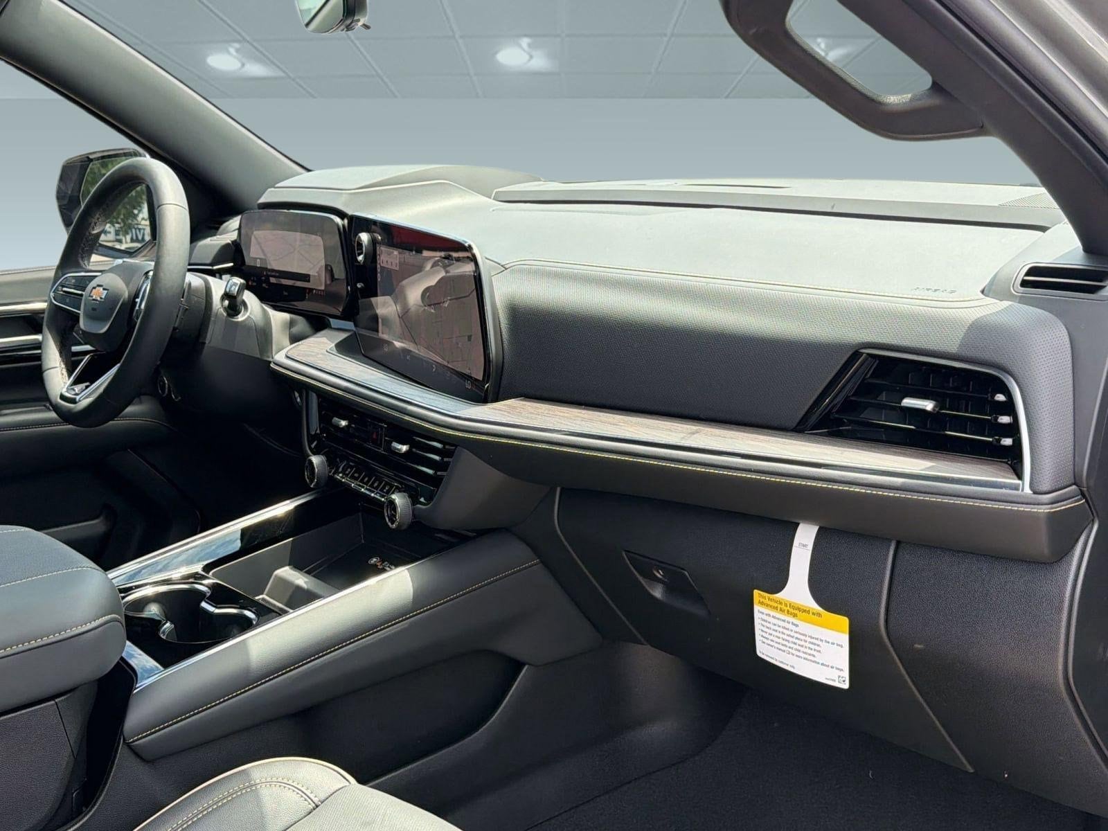 2026 Chevrolet Suburban Premier - Photo 32