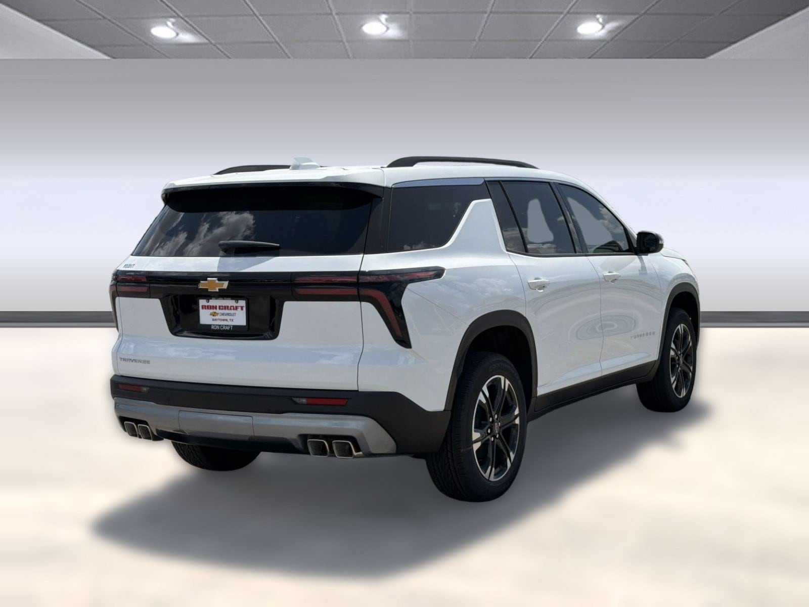 2027 Chevrolet Traverse LT - Photo 9