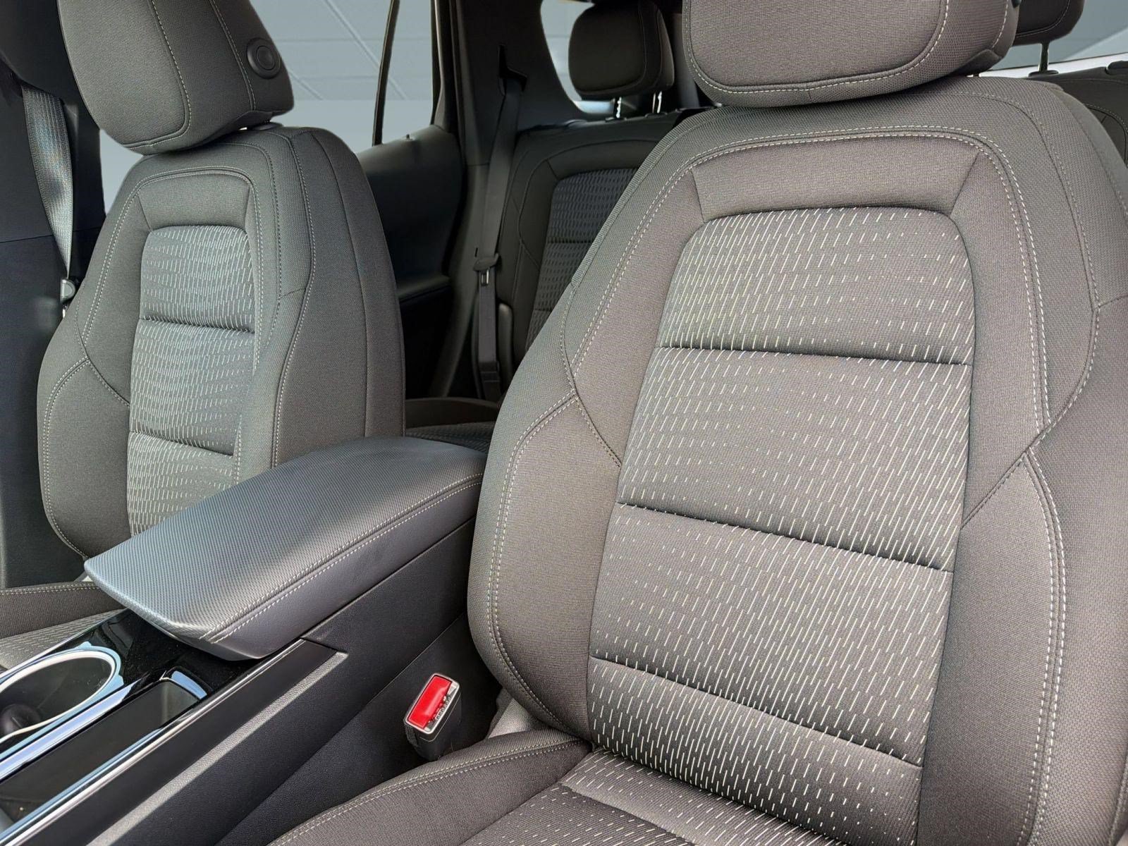 2026 Chevrolet Equinox LT - Photo 24