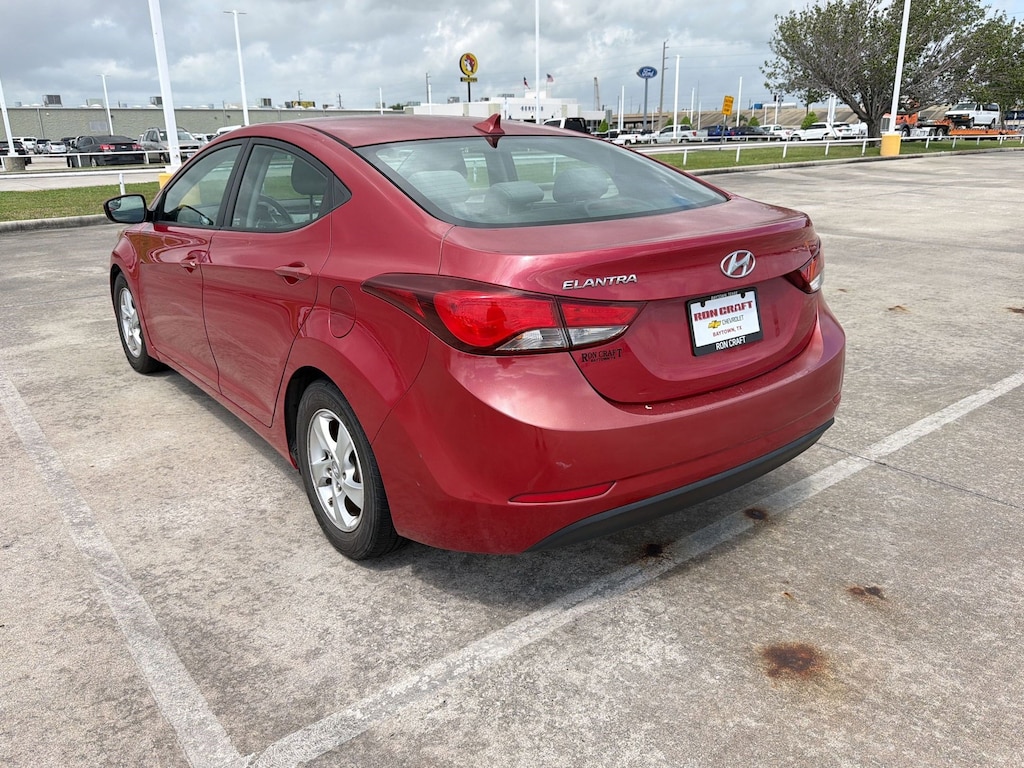 Used 2015 Hyundai Elantra SE Sedan