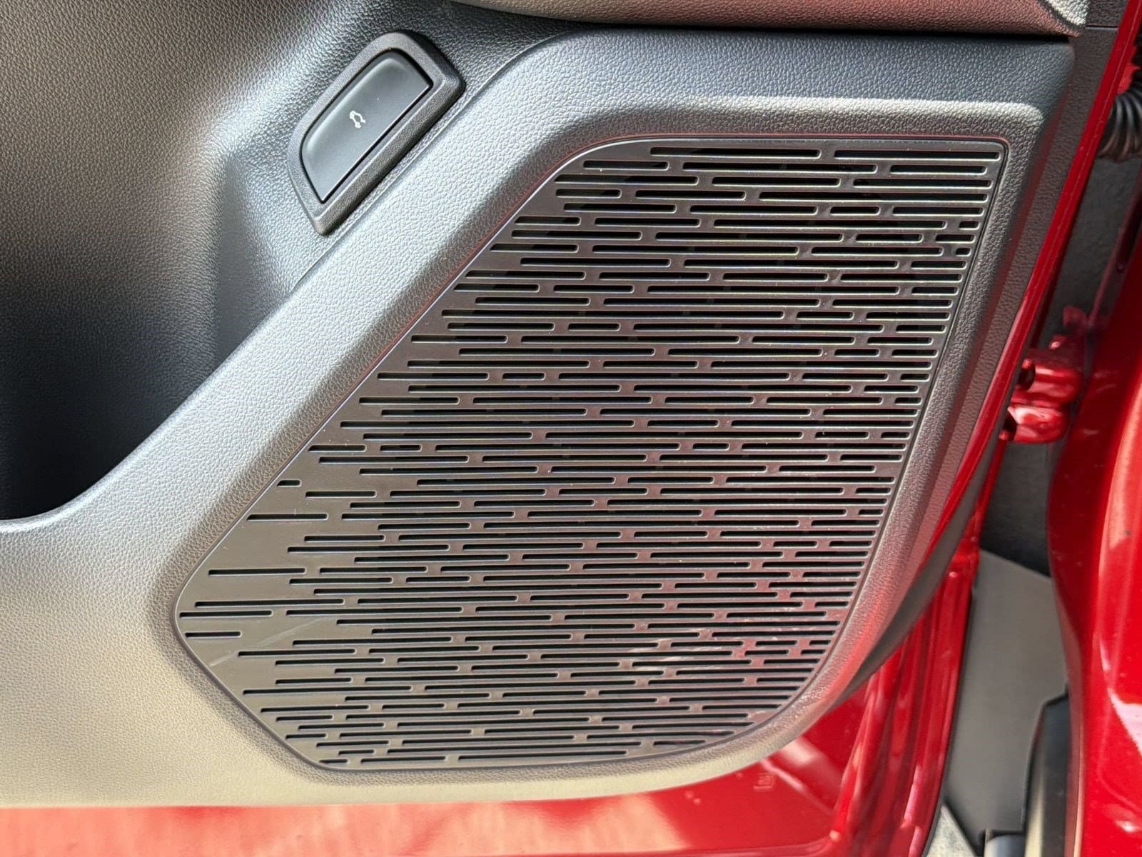 2027 Chevrolet Equinox LT - Photo 26