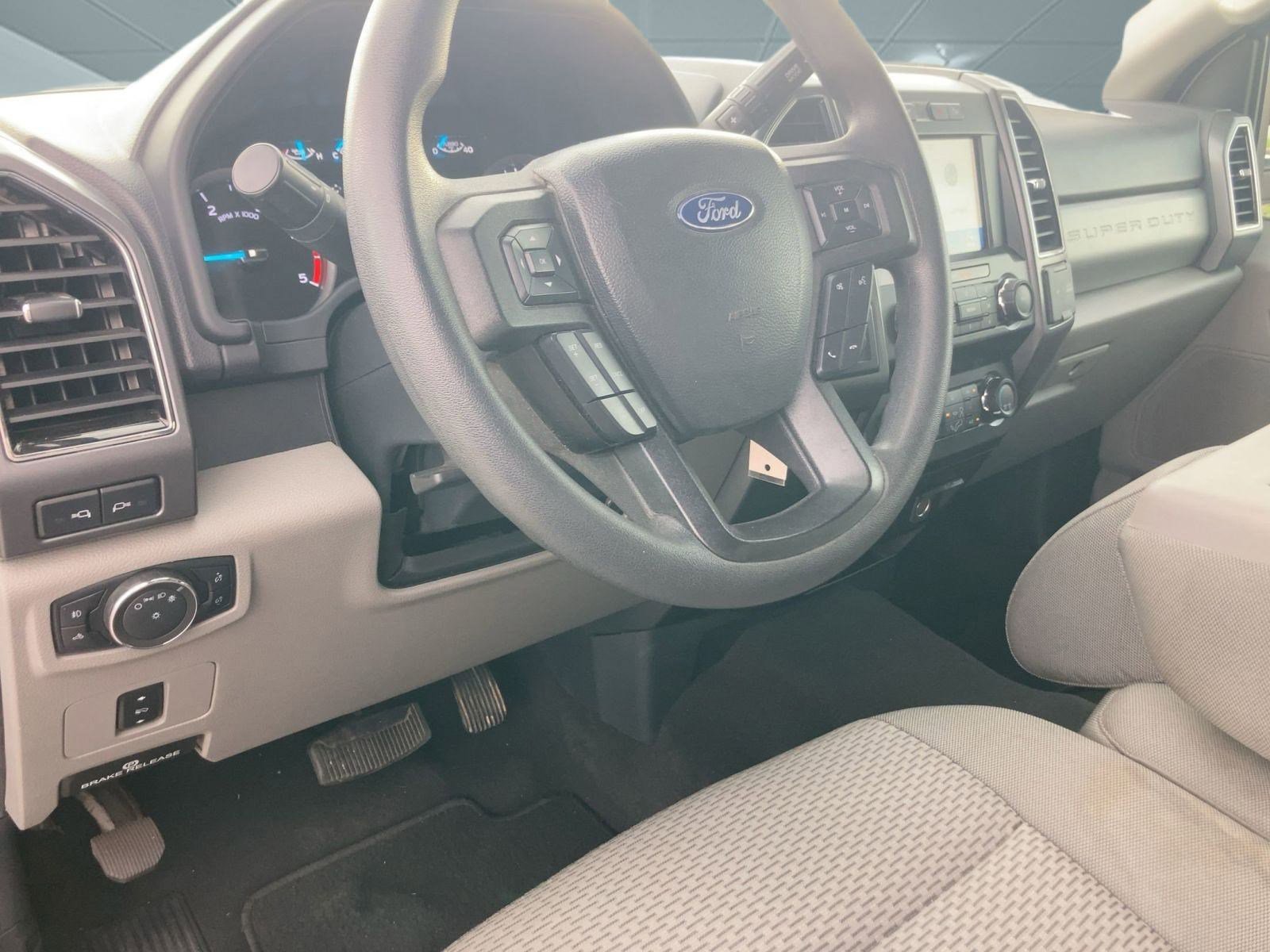 2022 Ford F-250 XL photo 4