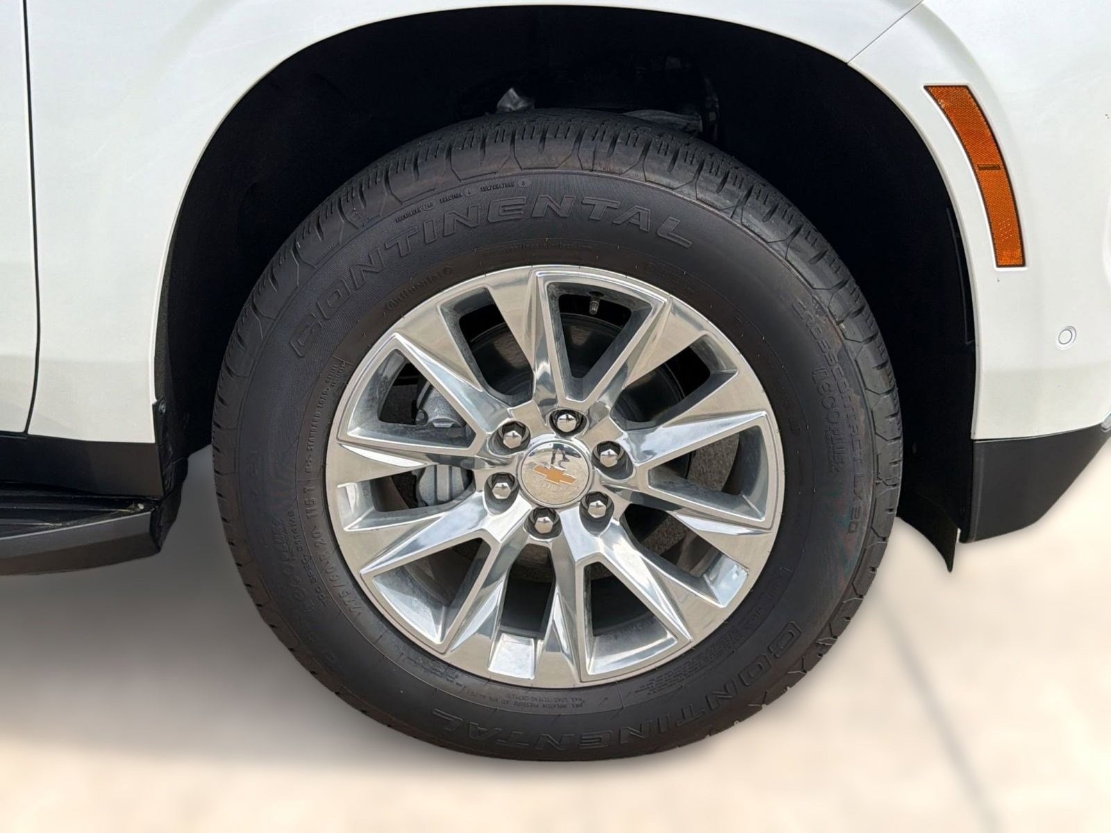 2025 Chevrolet Suburban Premier - Photo 11