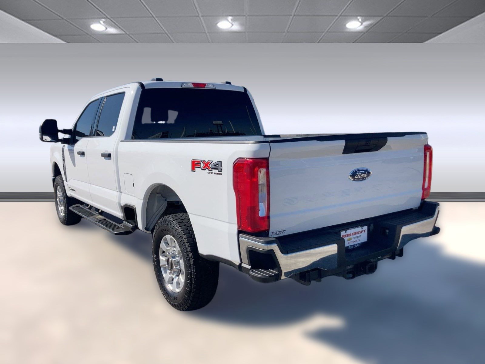 2024 Ford F-250 XLT photo 3