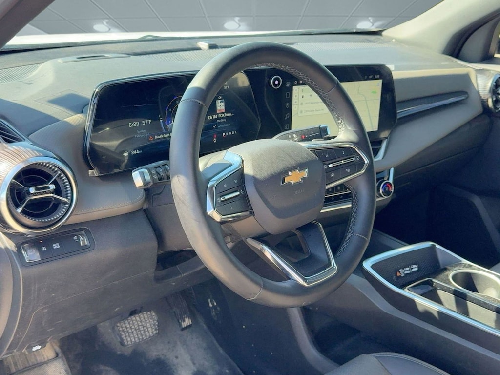 Used 2025 Chevrolet Equinox LT SUV