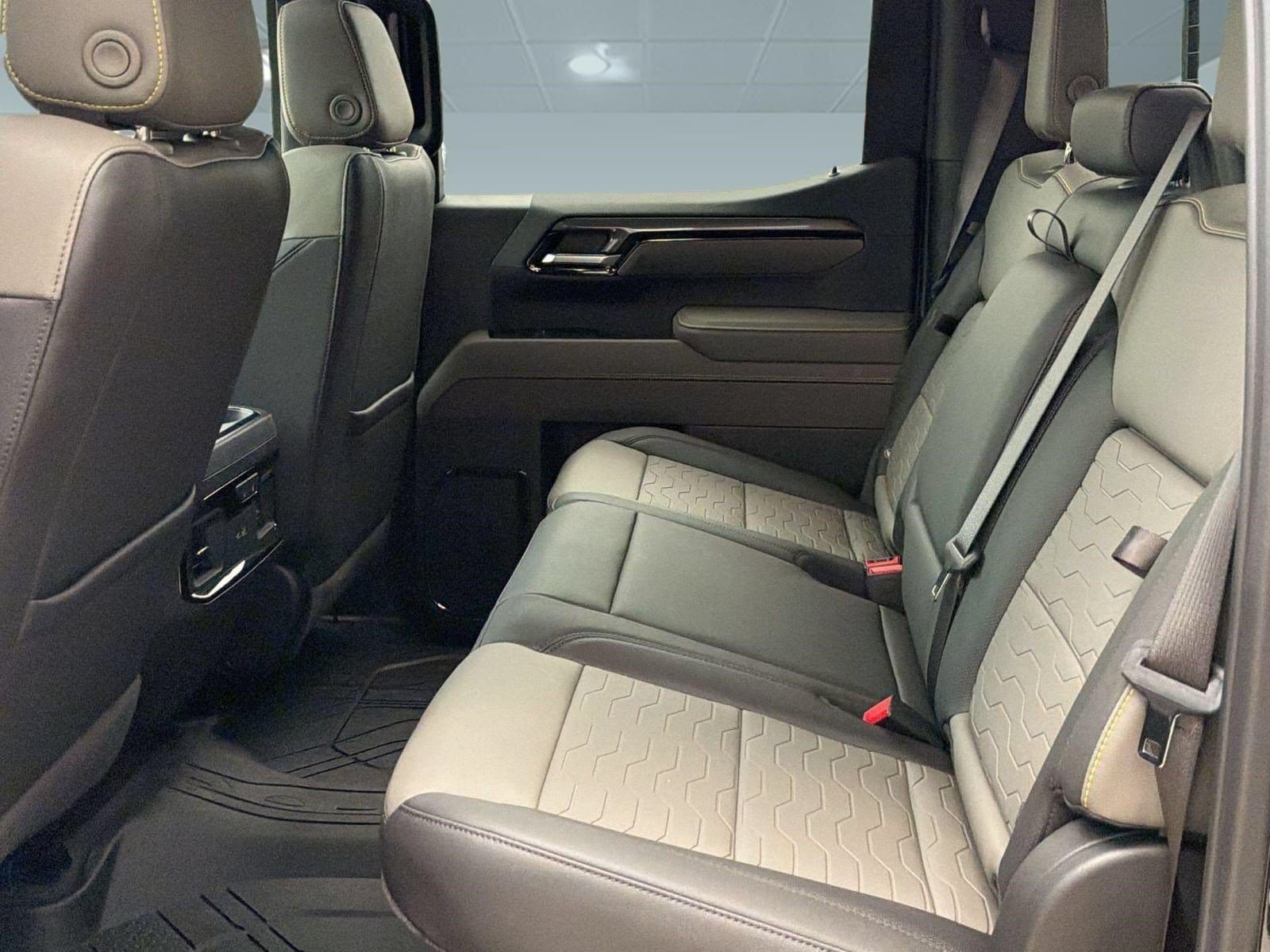 2026 Chevrolet Silverado 1500 ZR2 - Photo 21