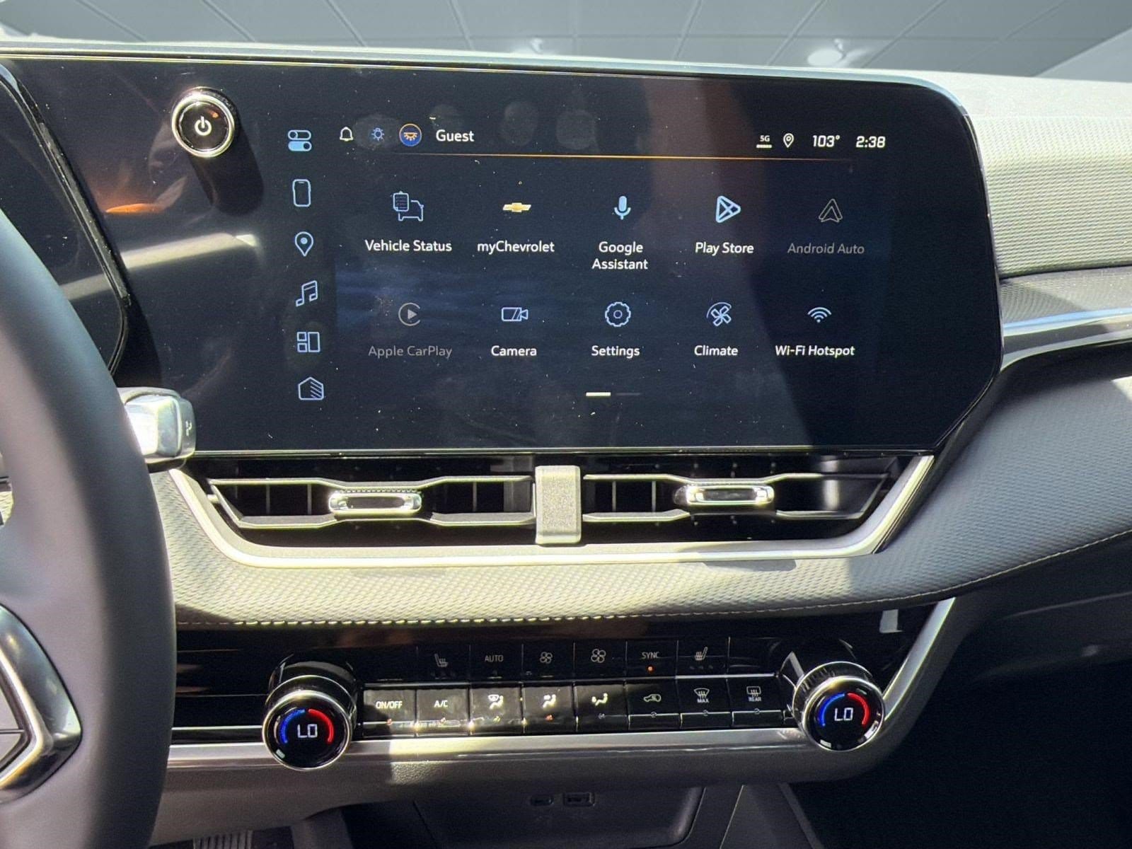 2027 Chevrolet Equinox LT - Photo 21