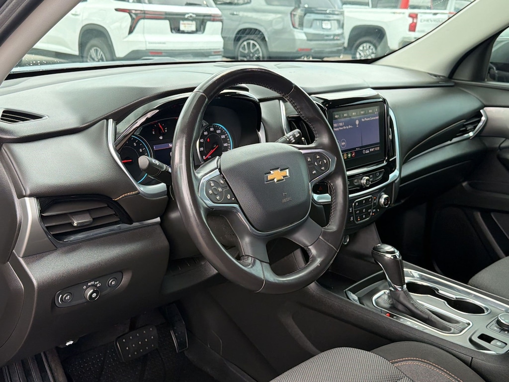 Used 2020 Chevrolet Traverse LT Cloth SUV