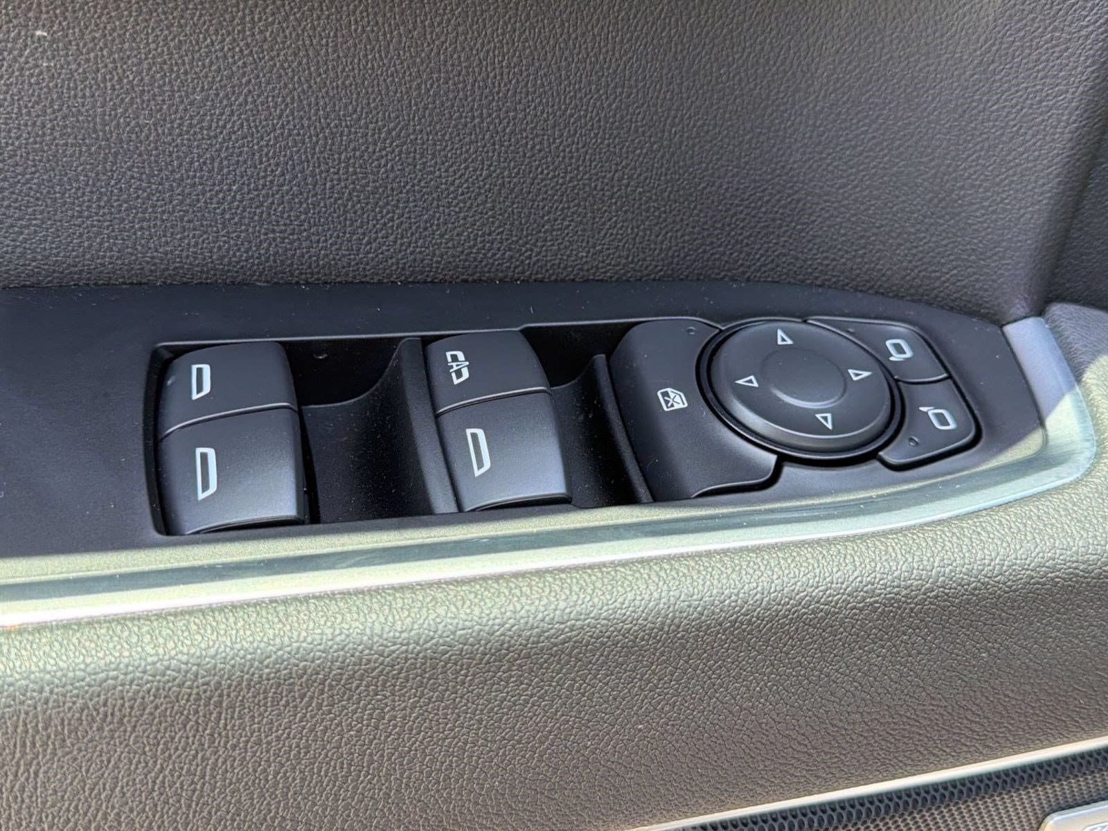 2026 Chevrolet Silverado 1500 RST - Photo 15