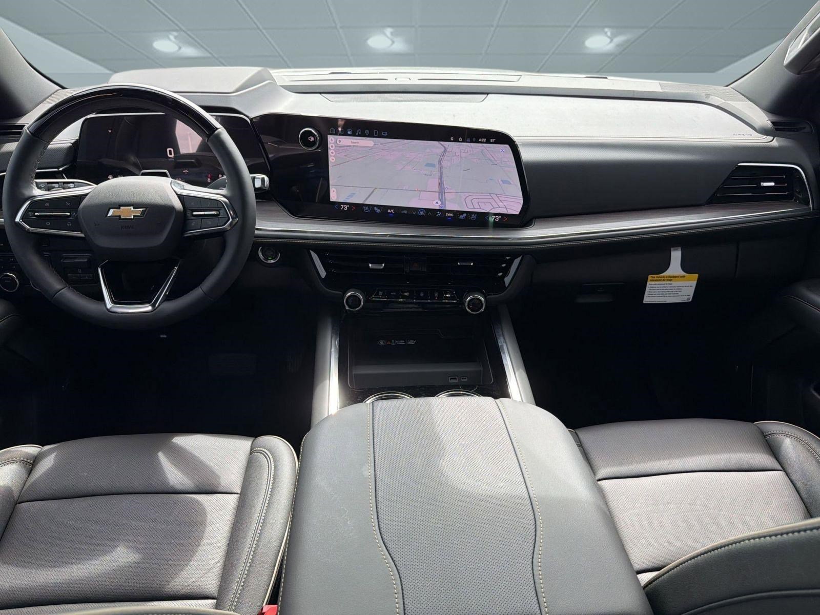 2025 Chevrolet Suburban Premier - Photo 13