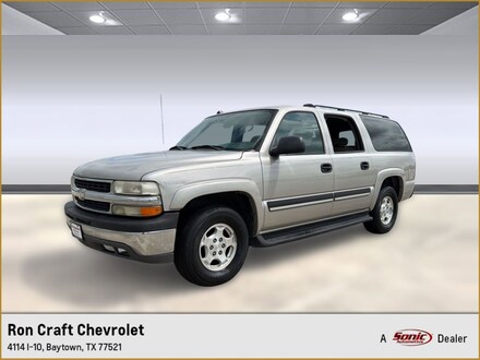 2004 Chevrolet Suburban LS SUV