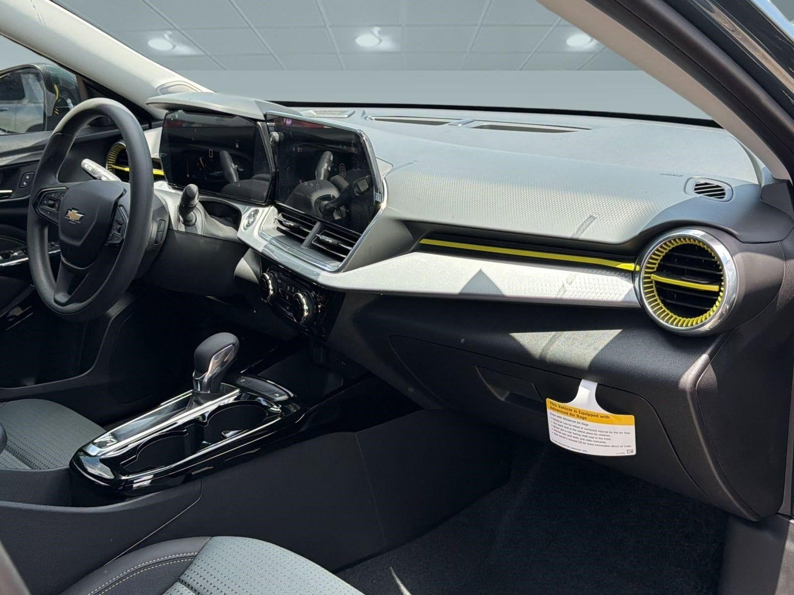 2026 Chevrolet Trax LT - Photo 29
