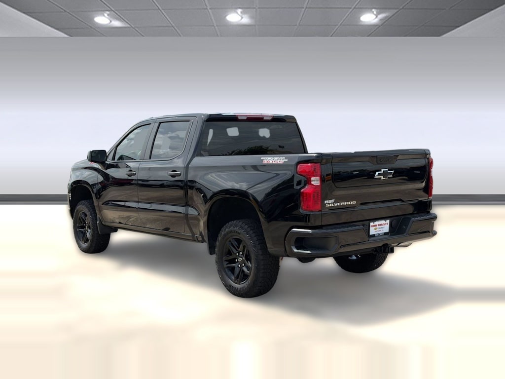 Used 2025 Chevrolet Silverado 1500 Custom Trail Boss Truck