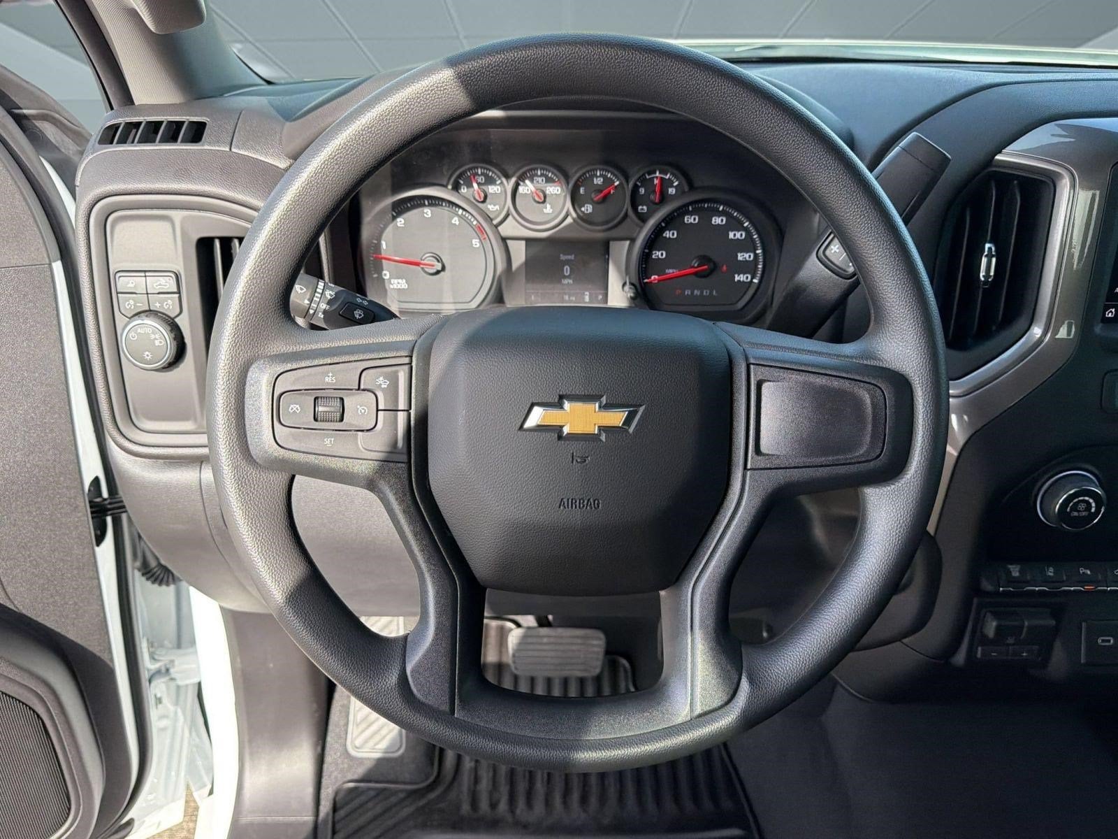 2026 Chevrolet Silverado 2500 HD Custom - Photo 11