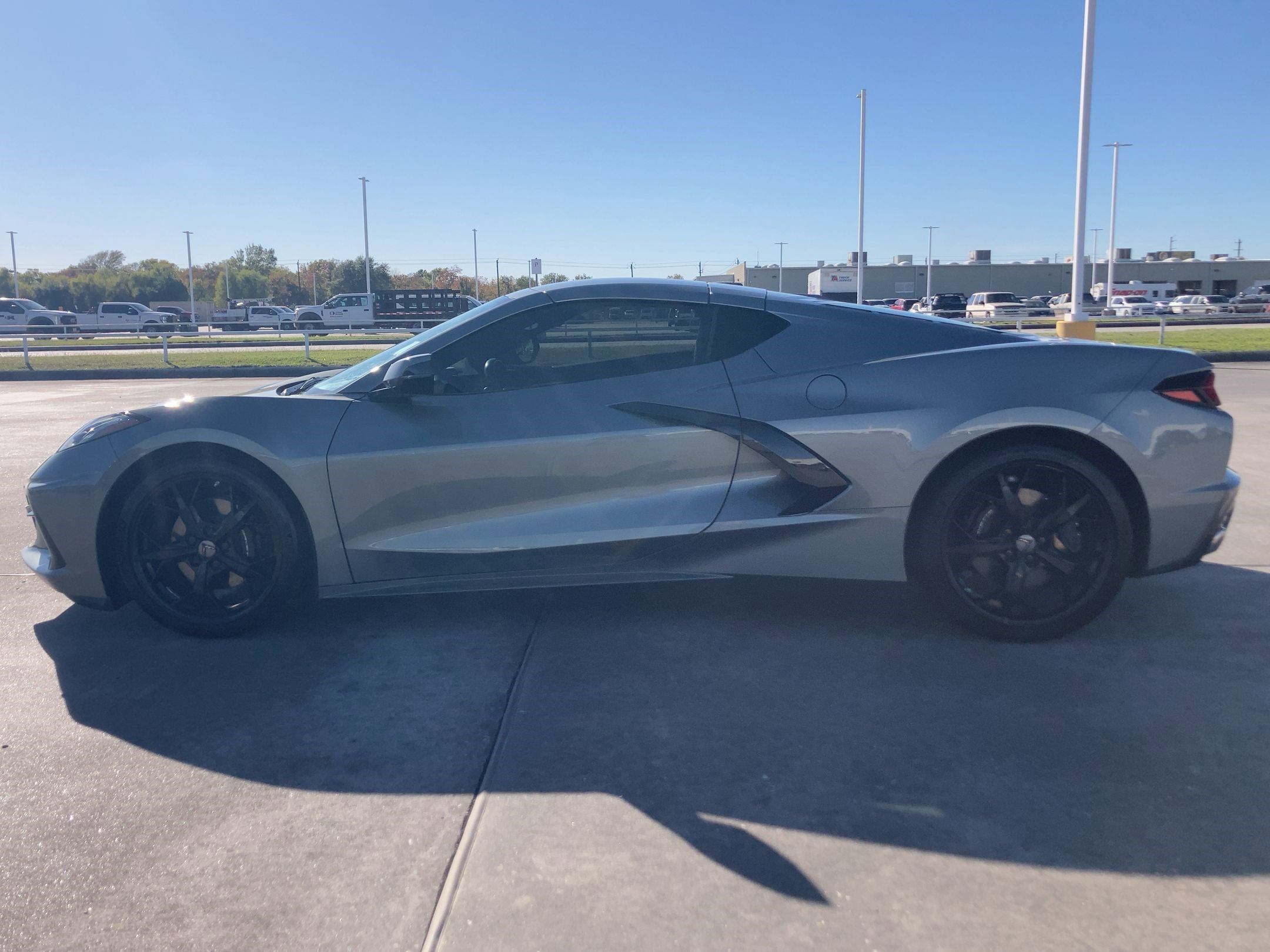 2022 Chevrolet Corvette Stingray 2LT photo 2