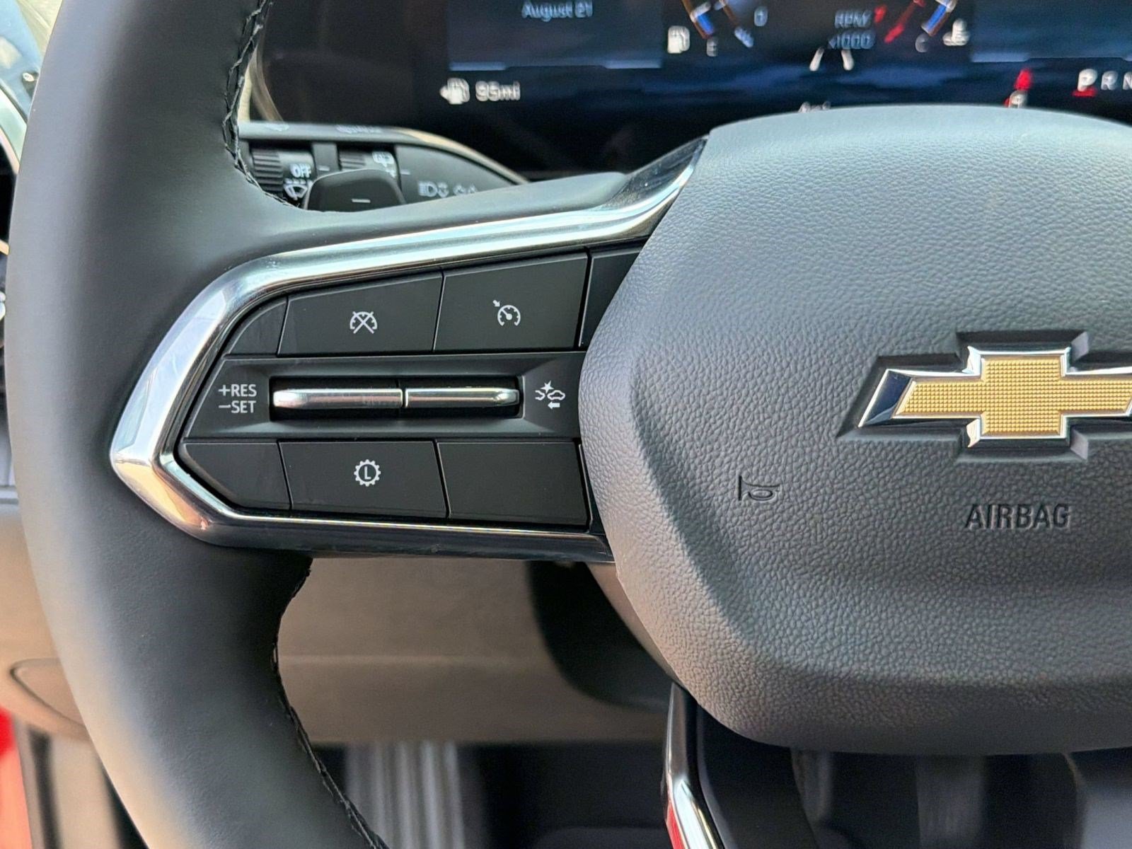 2027 Chevrolet Equinox LT - Photo 17
