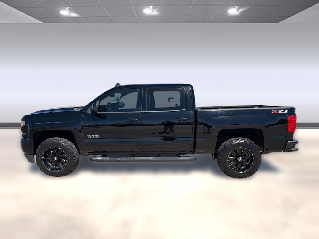 Used 2018 Chevrolet Silverado 1500 LT Truck
