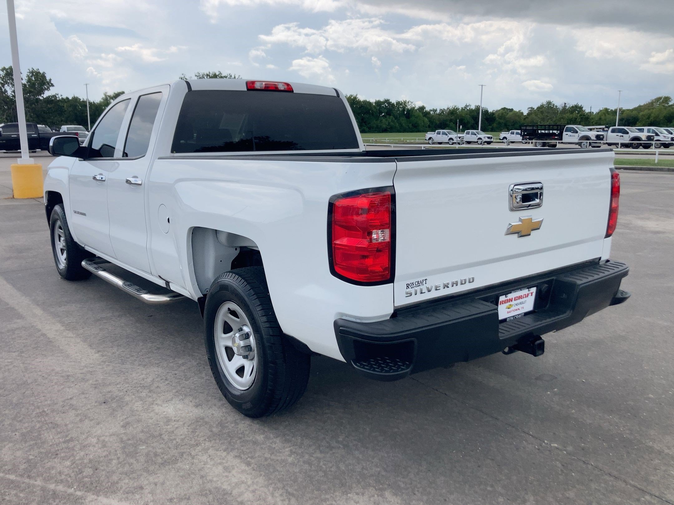 2017 Chevrolet Silverado 1500 Work Truck photo 3