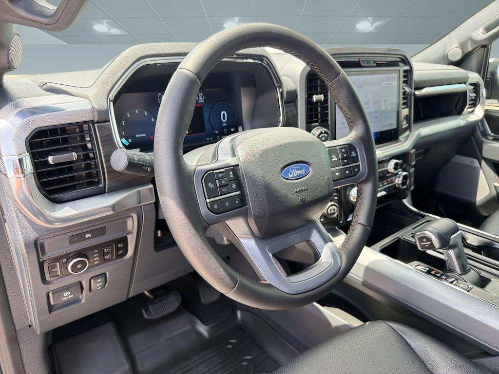 Used 2025 Ford F-150 Lariat Truck