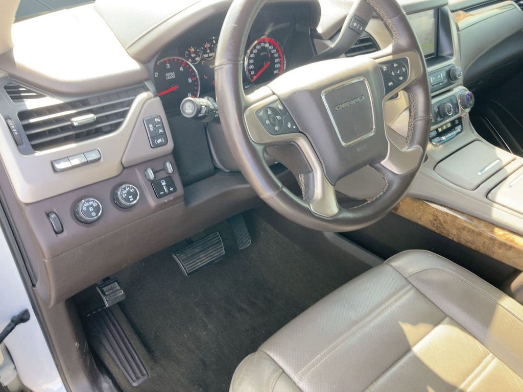 Used 2016 GMC Yukon XL Denali SUV