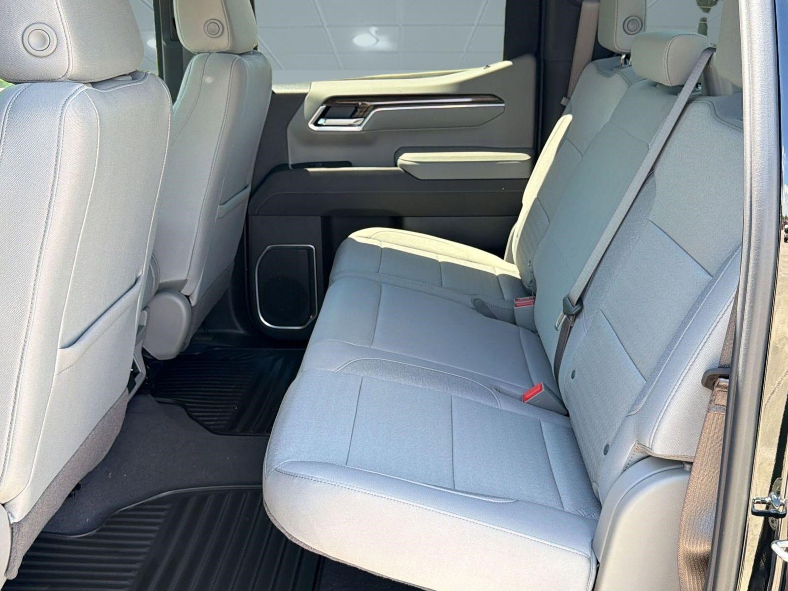 2026 Chevrolet Silverado 1500 LT - Photo 14