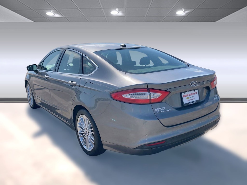 Used 2014 Ford Fusion SE